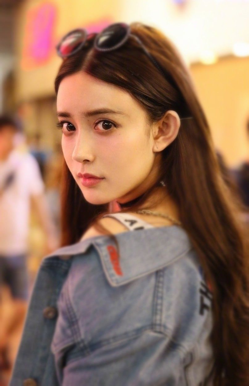 ประวัติ เมิ่งจื่ออี้ (meng Ziyi) นักแสดง มังกรหยก 2567 2567