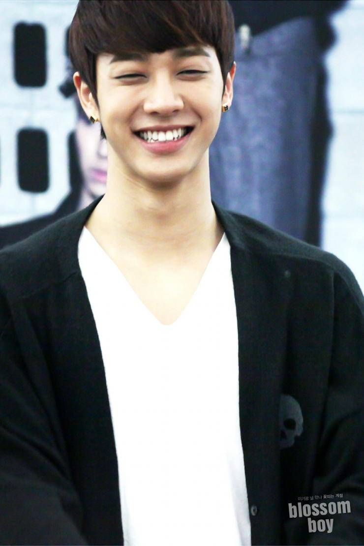 ส่องประวัติ – Lee Gi Kwang (lee Gi Kwang)